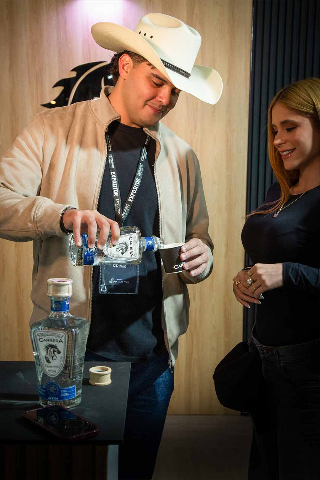 tequila carrera presentación en Colombia