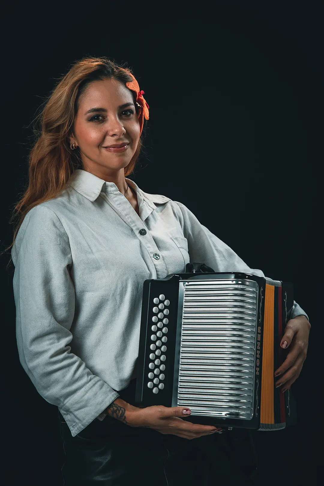 la ganadores del Grammy latino Diana Burco, se ratifica como una juglar contemporánea con amores del rio junto a Israel El Pollo Irra Romero