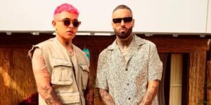 NICKY JAM Y BEÉLE Hiekka