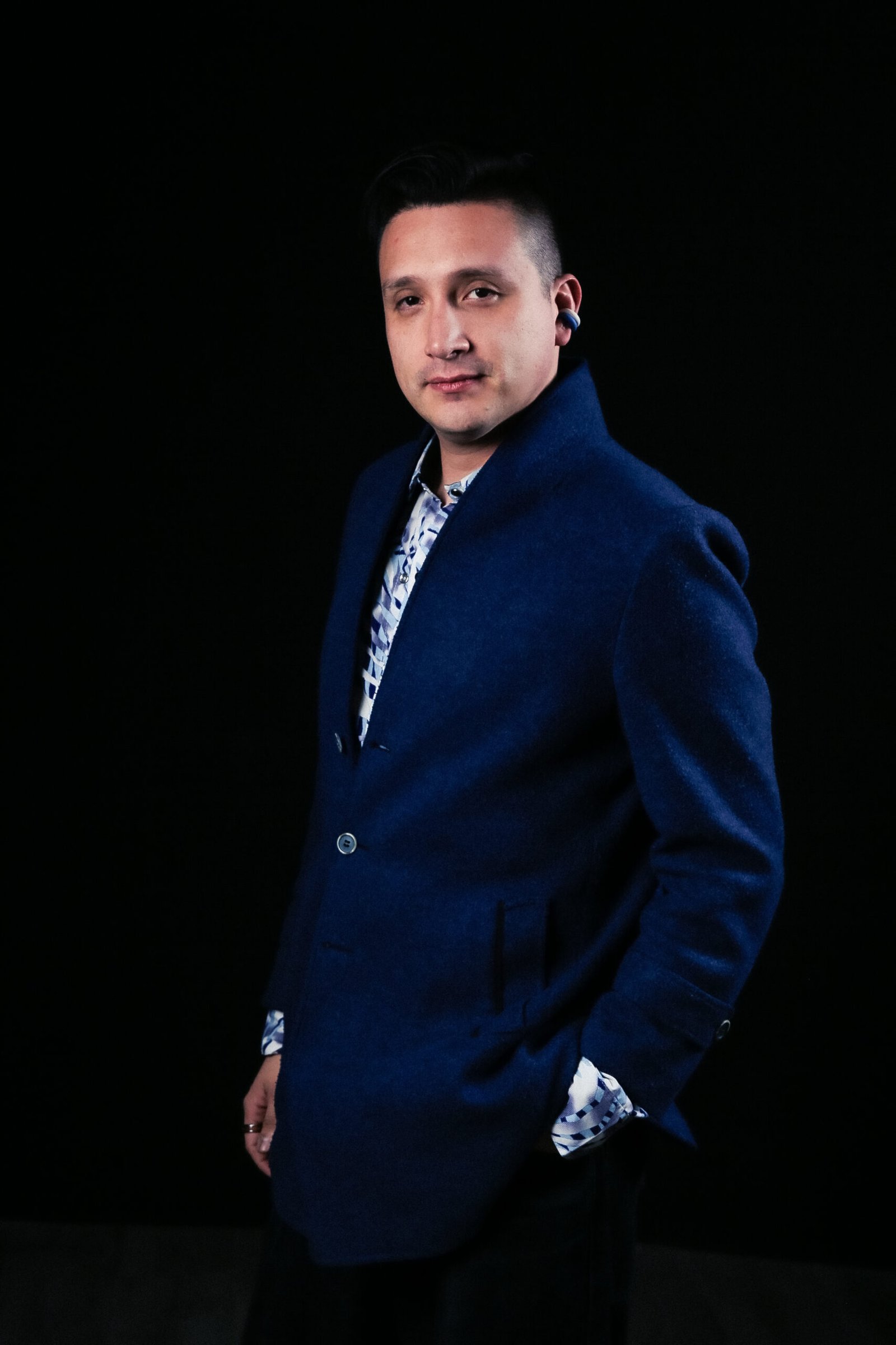 Latin Pop con raíz ibaguereña: Yamid Oliveros lanza “En tu maleta”