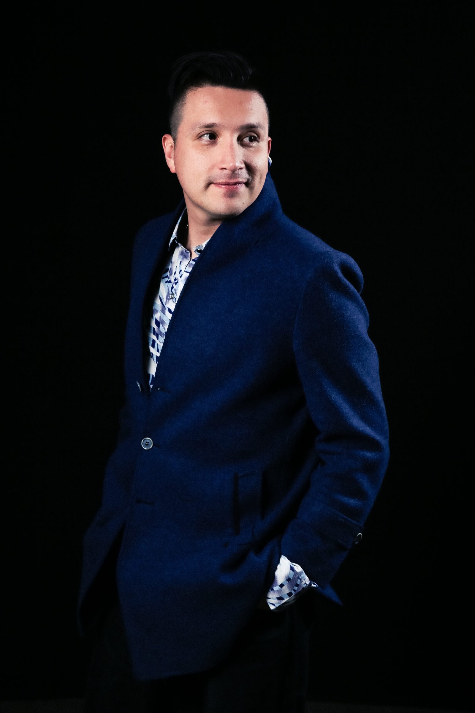 Latin Pop con raíz ibaguereña: Yamid Oliveros lanza “En tu maleta”