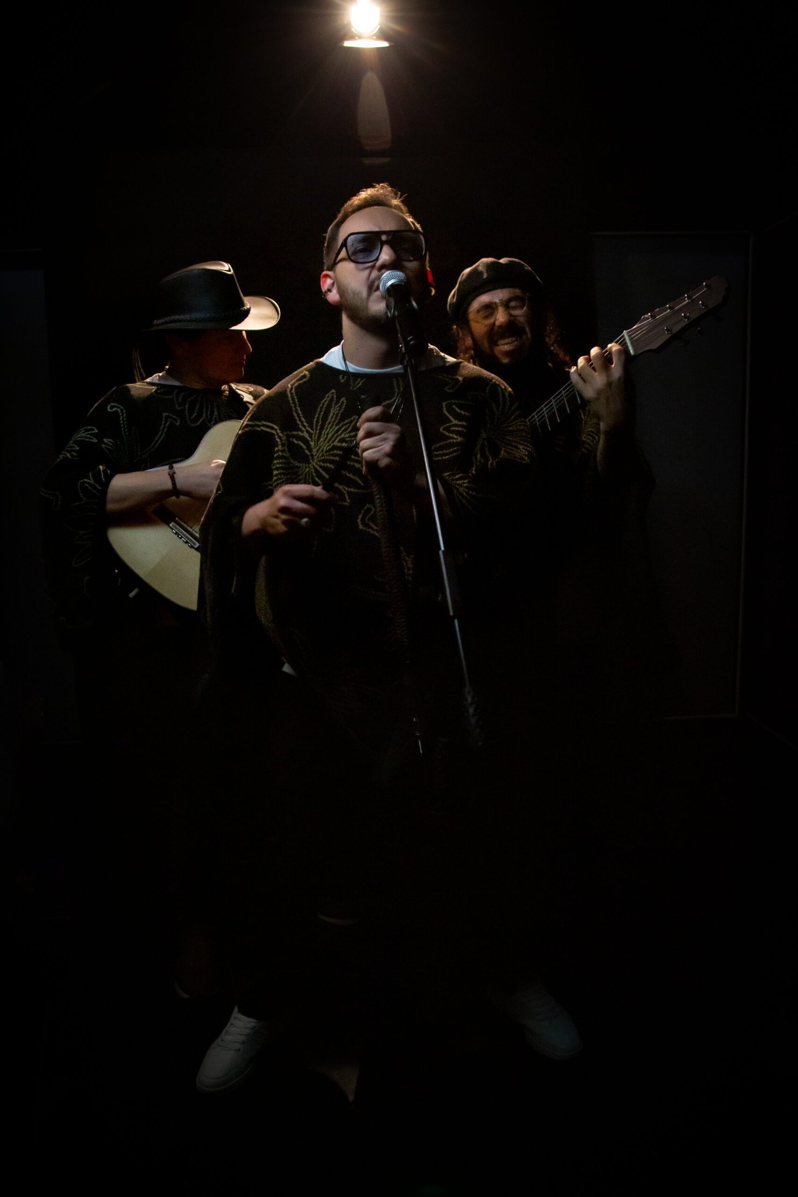 Los Rolling Ruanas: Los rebeldes de la carranga