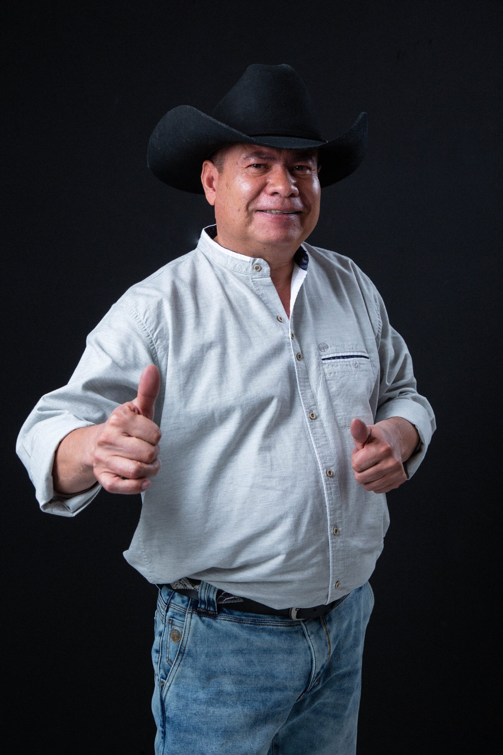 Jimmy Gutiérrez: El ídolo del pueblo que conquistó las mesas de la alta sociedad sin perder su esencia “Torcida”