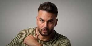 Luccas Rivera le canta a lo prohibido